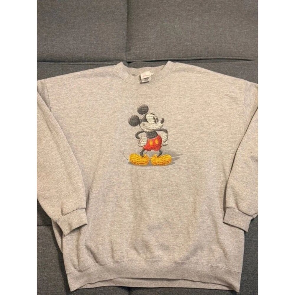Vintage Disney Store Mickey Mouse Graphic Crewneck Sweatshirt